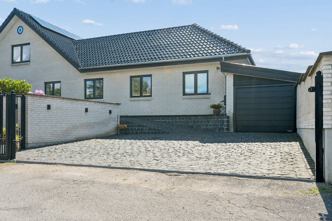 Ejendommen